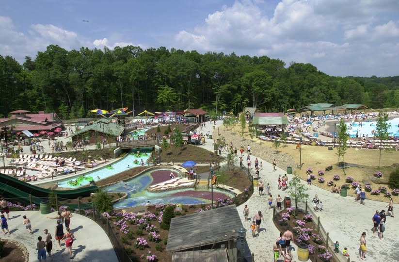 Dollywood's Splash Country opening in 2001
